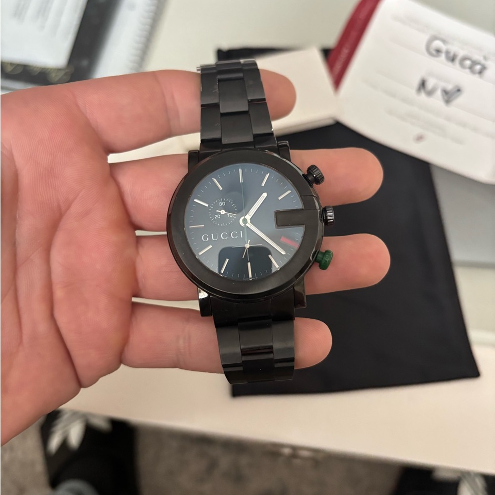 Gucci Black and Green Accent Watch - Picture 2 of 4